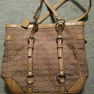Signature coach beige tote